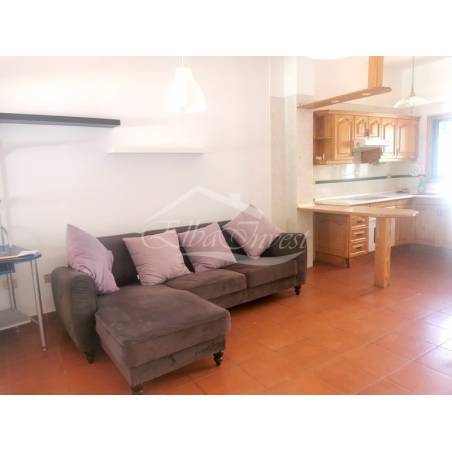 Sprzedaż - Nieruchomości - Dom piętrowy - Chayofa 1