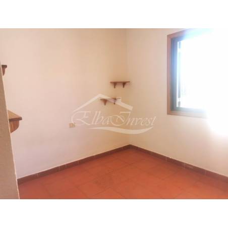 Sprzedaż - Nieruchomości - Dom piętrowy - Chayofa 1