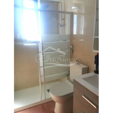 Sprzedaż - Nieruchomości - Dom piętrowy - Chayofa 1