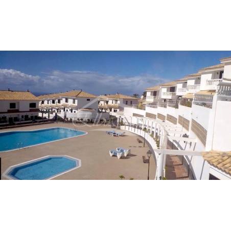 Sprzedaż - Nieruchomości - Dom piętrowy - Chayofa 1