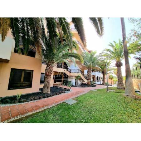 Sprzedaż - Nieruchomości - Mieszkanie - Golf del Sur 1