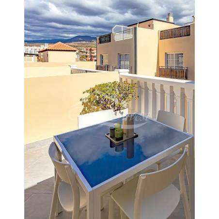 Sprzedaż - Nieruchomości - Dom piętrowy - Callao Salvaje 1