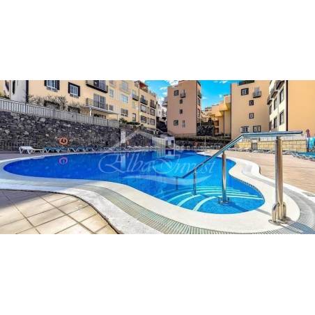 Sprzedaż - Nieruchomości - Dom piętrowy - Callao Salvaje 1