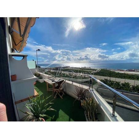 Sprzedaż - Nieruchomości - Dom piętrowy - Puerto Santiago 1