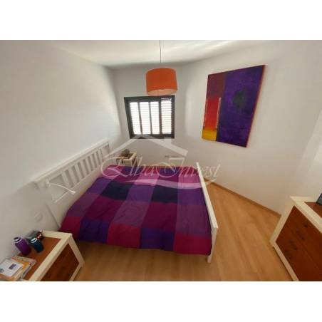 Sprzedaż - Nieruchomości - Dom piętrowy - Puerto Santiago 1