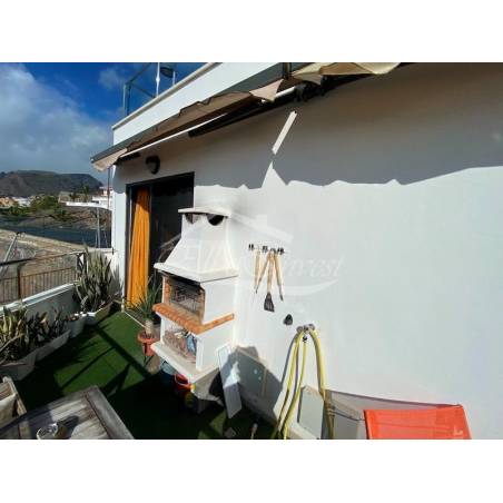 Sprzedaż - Nieruchomości - Dom piętrowy - Puerto Santiago 1