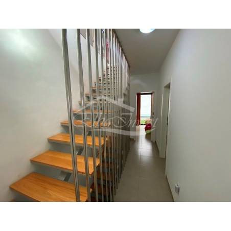 Sprzedaż - Nieruchomości - Dom piętrowy - Puerto Santiago 1