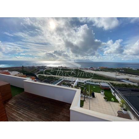 Sprzedaż - Nieruchomości - Dom piętrowy - Puerto Santiago 1