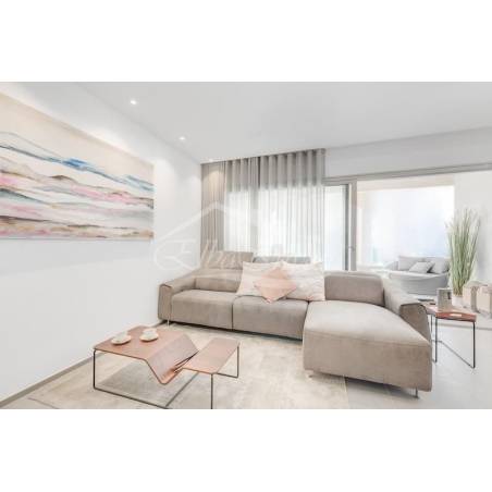 Sprzedaż - Nieruchomości - Dom piętrowy - El Palm Mar 1