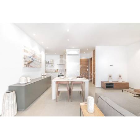 Sprzedaż - Nieruchomości - Dom piętrowy - El Palm Mar 1