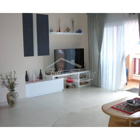 Sprzedaż - Nieruchomości - Dom piętrowy - Costa Adeje 1