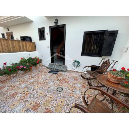 Sprzedaż - Nieruchomości - Dom piętrowy - Chayofa 2