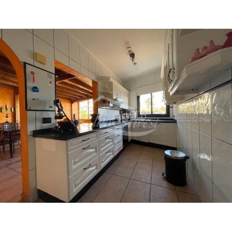 Sprzedaż - Nieruchomości - Dom piętrowy - Chayofa 2