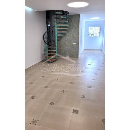 Sprzedaż - Nieruchomości - Dom piętrowy - Costa del Silencio 1