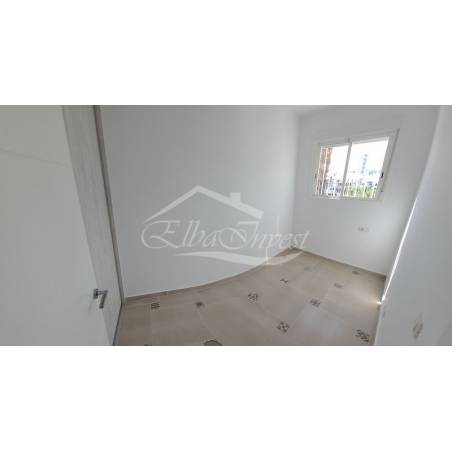 Sprzedaż - Nieruchomości - Dom piętrowy - Costa del Silencio 1