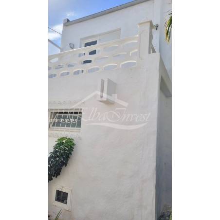 Sprzedaż - Nieruchomości - Dom piętrowy - Costa del Silencio 1