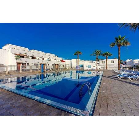 Sprzedaż - Nieruchomości - Dom piętrowy - Costa del Silencio 1