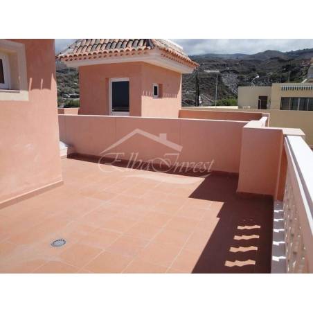 Sprzedaż - Nieruchomości - Dom piętrowy - Tijoco Bajo 1