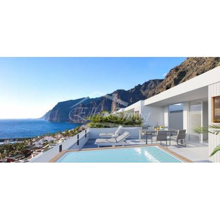 Sprzedaż - Nieruchomości - Dom piętrowy - Los Gigantes 1