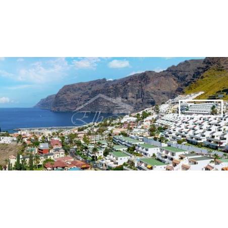 Sprzedaż - Nieruchomości - Dom piętrowy - Los Gigantes 2