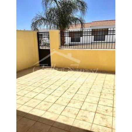 Sprzedaż - Nieruchomości - Dom piętrowy - Costa Adeje 2