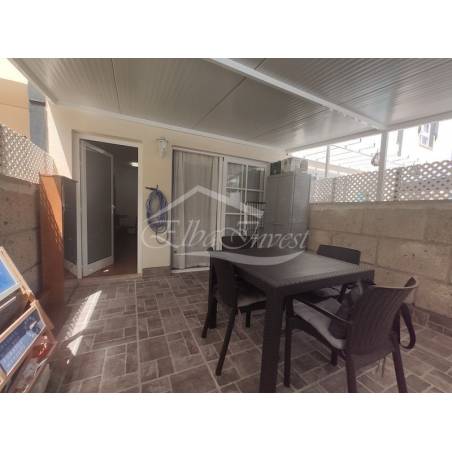 Sprzedaż - Nieruchomości - Dom piętrowy - Callao Salvaje 2