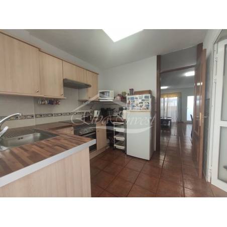 Sprzedaż - Nieruchomości - Dom piętrowy - Callao Salvaje 2