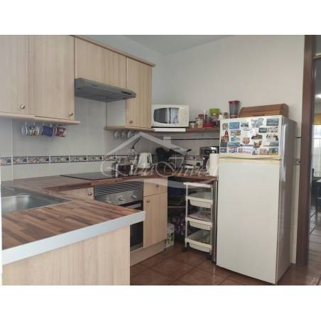 Sprzedaż - Nieruchomości - Dom piętrowy - Callao Salvaje 2