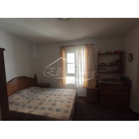 Sprzedaż - Nieruchomości - Dom piętrowy - Callao Salvaje 2