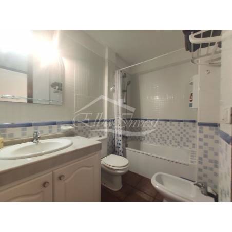 Sprzedaż - Nieruchomości - Dom piętrowy - Callao Salvaje 2