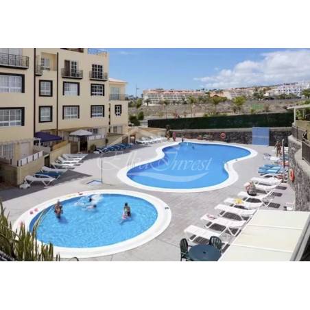 Sprzedaż - Nieruchomości - Dom piętrowy - Callao Salvaje 2