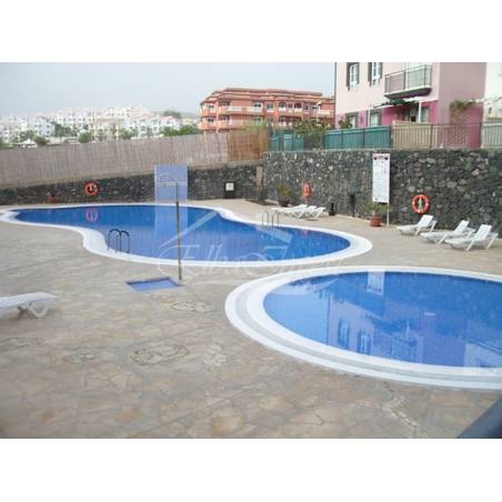 Sprzedaż - Nieruchomości - Dom piętrowy - Callao Salvaje 2