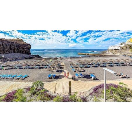 Sprzedaż - Nieruchomości - Dom piętrowy - Callao Salvaje 2