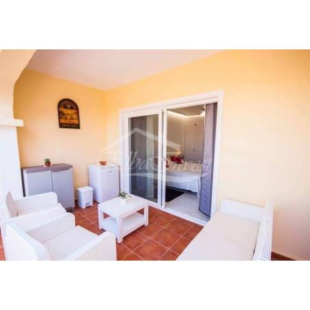 Sprzedaż - Nieruchomości - Dom piętrowy - Golf del Sur 1