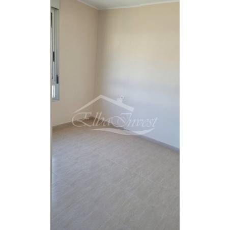 Sprzedaż - Nieruchomości - Dom piętrowy - Golf del Sur 2