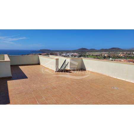 Sprzedaż - Nieruchomości - Dom piętrowy - Golf del Sur 2