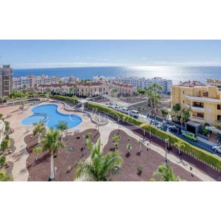 Sprzedaż - Nieruchomości - Dom piętrowy - Golf del Sur 2