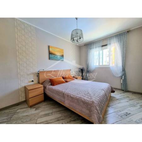 Sprzedaż - Nieruchomości - Mieszkanie - Torviscas Bajo 1