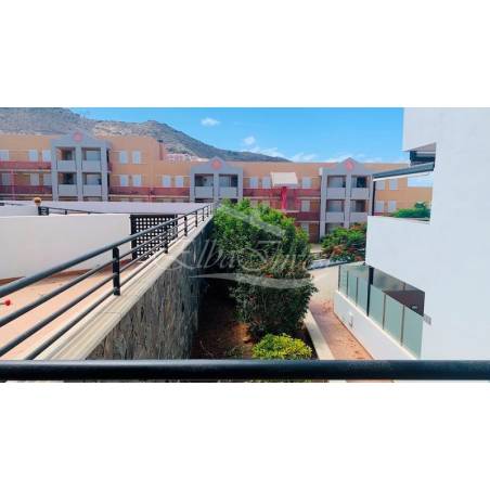 Sprzedaż - Nieruchomości - Mieszkanie - El Madroñal 1