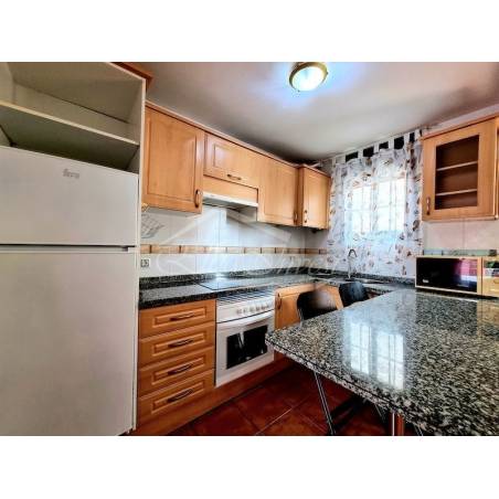 Sprzedaż - Nieruchomości - Dom piętrowy - Adeje 1