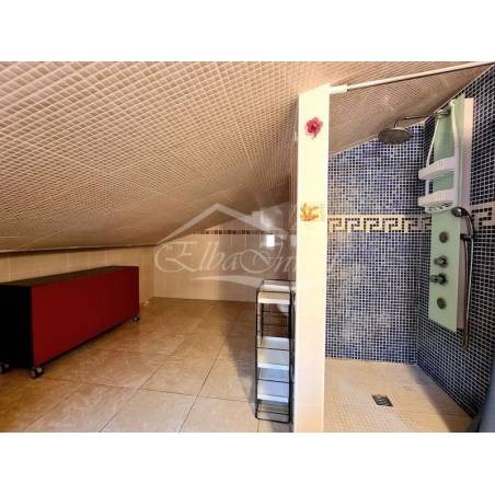 Sprzedaż - Nieruchomości - Dom piętrowy - Adeje 1