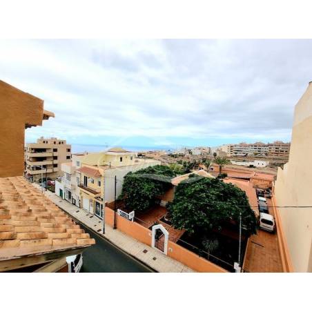 Sprzedaż - Nieruchomości - Dom piętrowy - Adeje 1