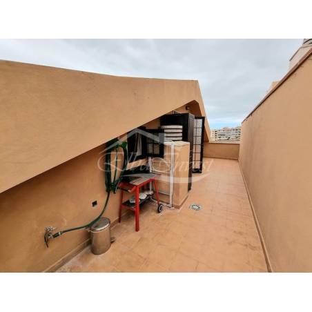 Sprzedaż - Nieruchomości - Dom piętrowy - Adeje 1