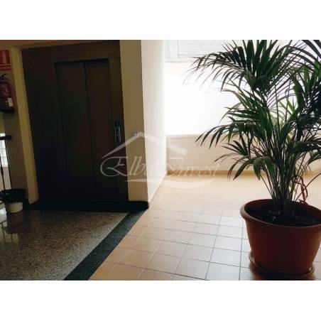 Sprzedaż - Nieruchomości - Dom piętrowy - Adeje 1