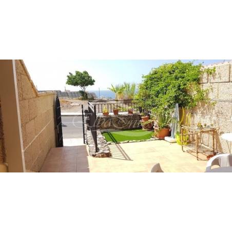 Sprzedaż - Nieruchomości - Dom piętrowy - Callao Salvaje 3