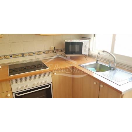 Sprzedaż - Nieruchomości - Dom piętrowy - Callao Salvaje 3