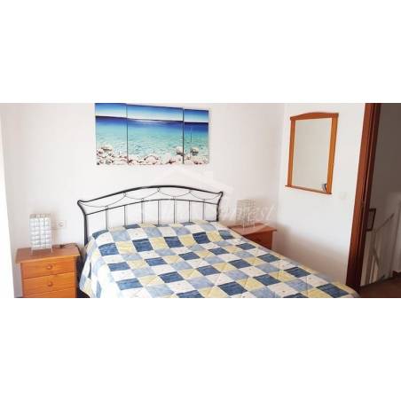 Sprzedaż - Nieruchomości - Dom piętrowy - Callao Salvaje 3