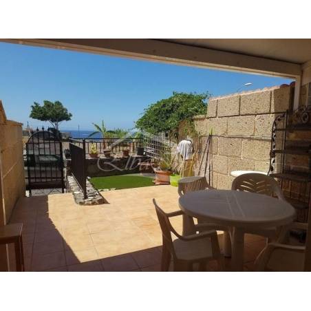 Sprzedaż - Nieruchomości - Dom piętrowy - Callao Salvaje 3