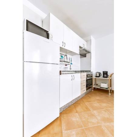 Sprzedaż - Nieruchomości - Dom piętrowy - Los Cristianos 1