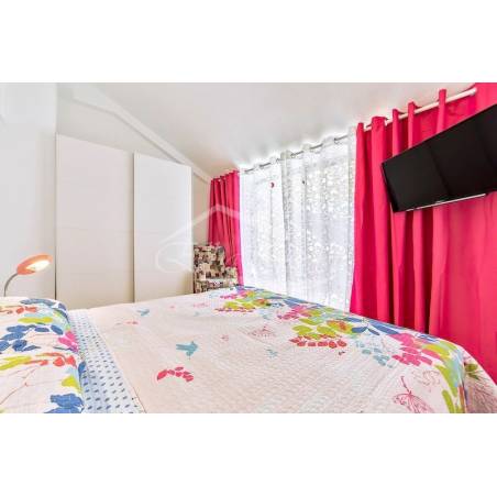 Sprzedaż - Nieruchomości - Dom piętrowy - Los Cristianos 1